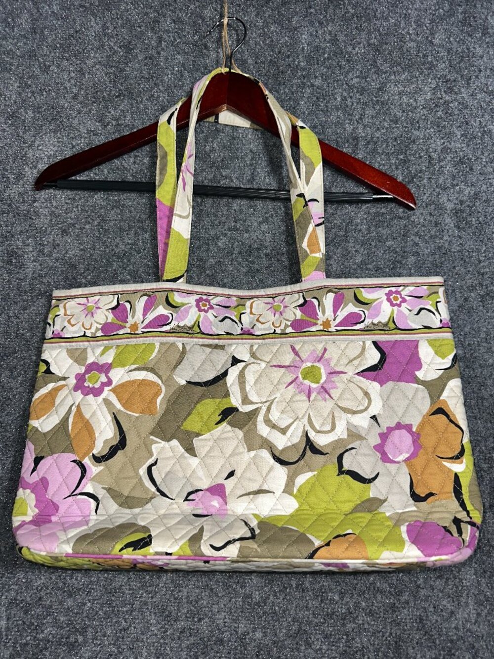 Vera Bradley Tote Portobello Road Print Magnetic Closure Dual Handle Pockets